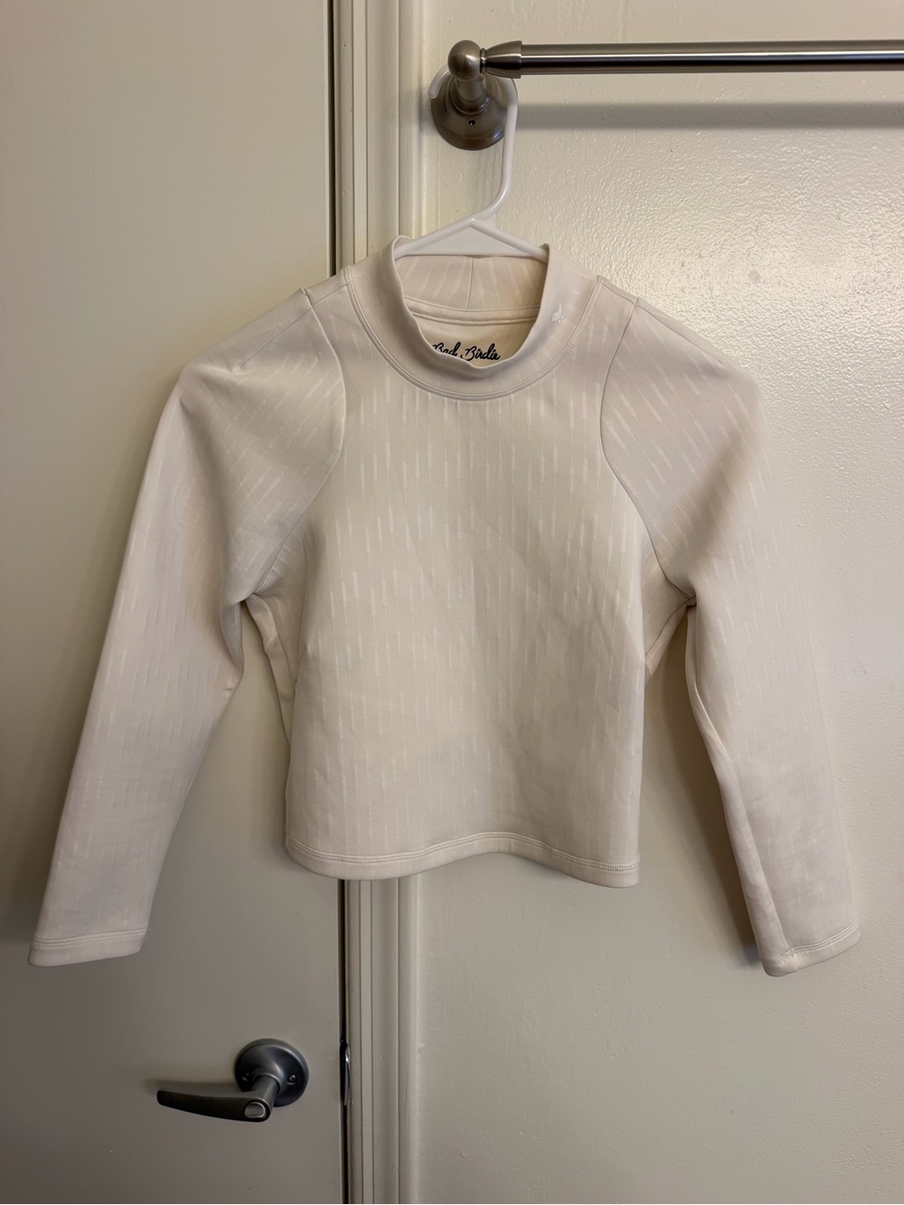 Bad Birdie Ivory Long Sleeve Mock Neck Performance Crop Top Women’s Small